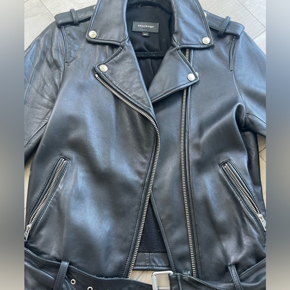 Women’s Mackage Jacket in size XS - Picture 3 of 5